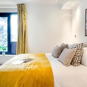 Four-Bedroom Platinum Apartment